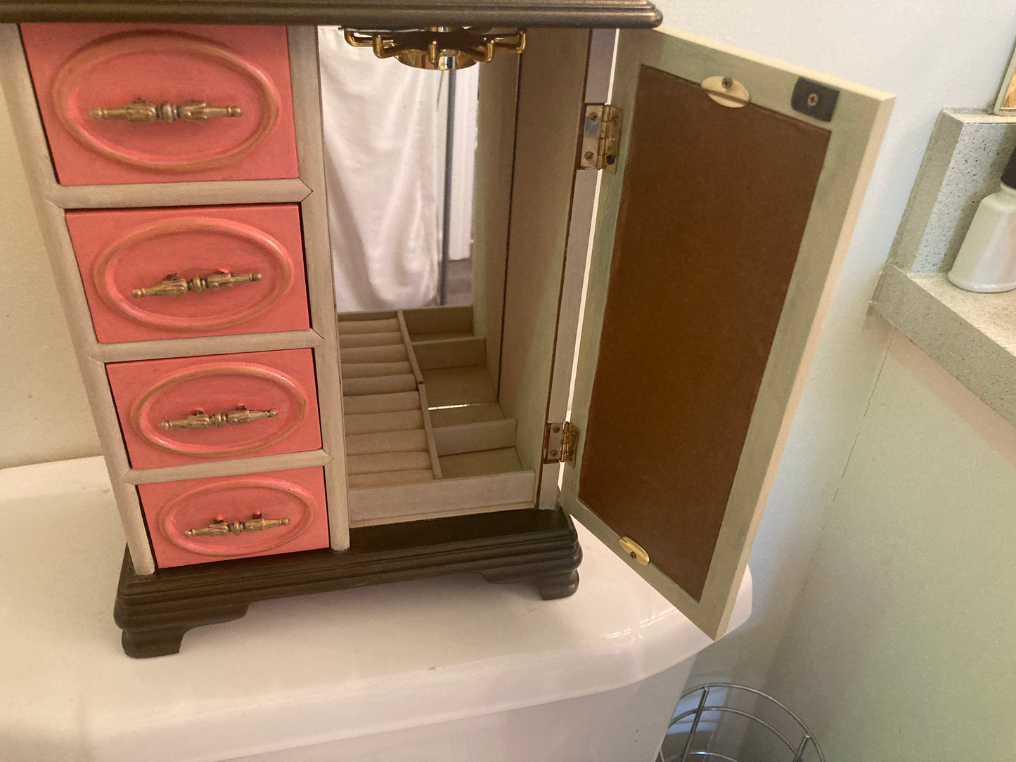Jewelry/Trinket Box Refinishing - Final Product